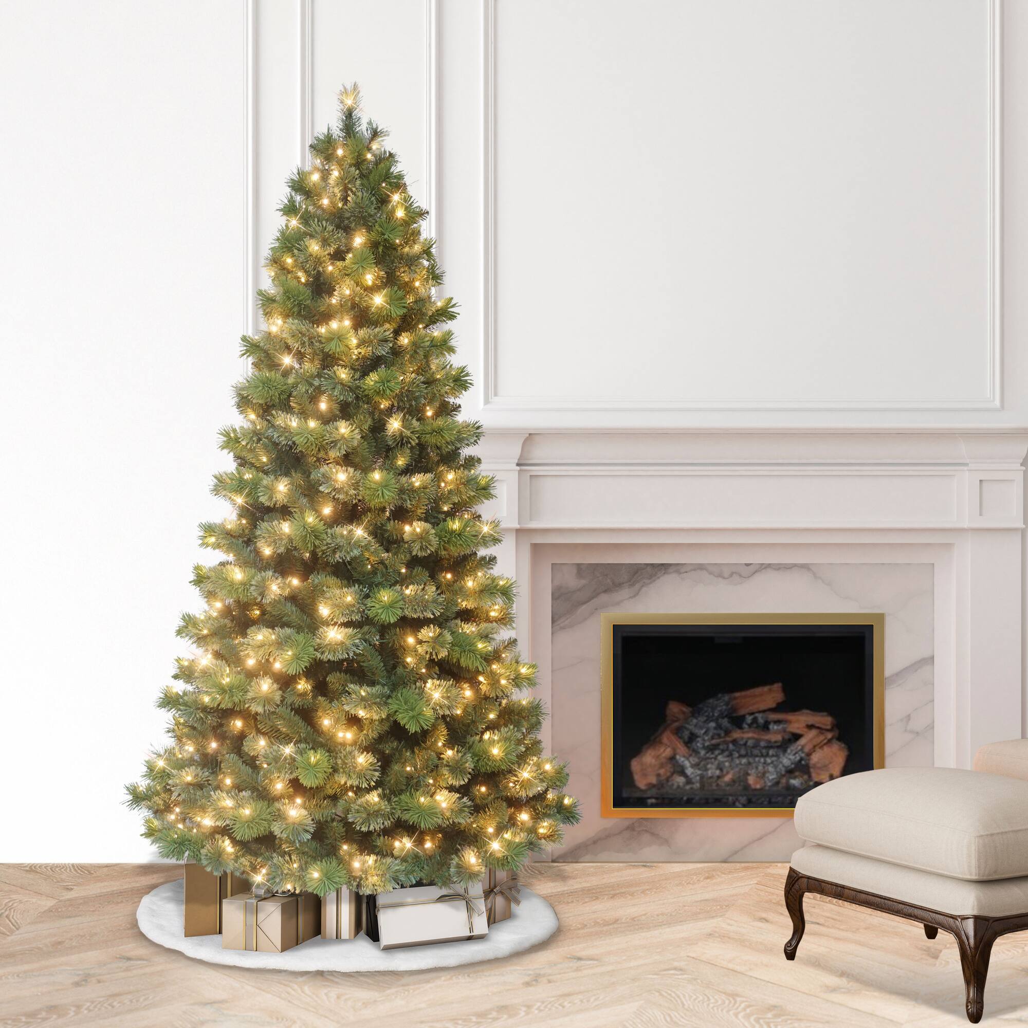 6.5ft. Pre-Lit LED Oklahoma Pine Artificial Christmas Tree